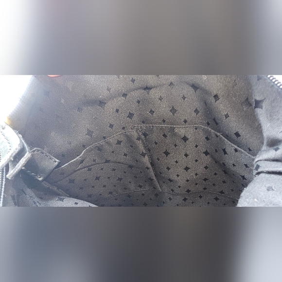 Fossil Stanton Black Pebbled Leather Traveler Large Organizer Crossbody Bag - Picture 12 of 16